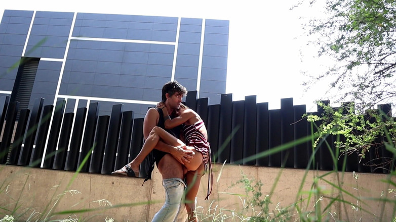 Magia Rosa: Aventura sexual pública en el bosque de la ciudad