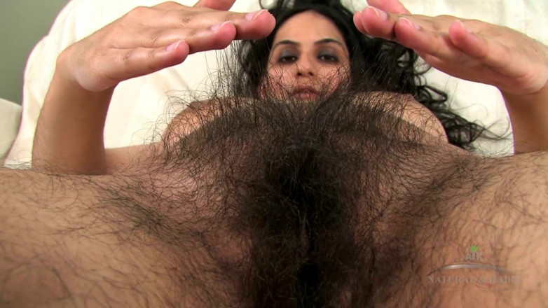 ATK Fans (Hairy): Ragazza amatoriale Rani con la figa pelosa