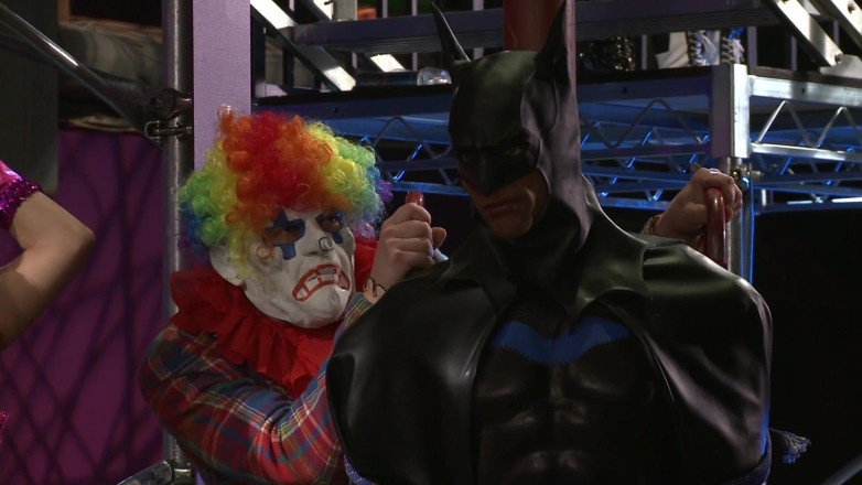 CBD Media: Batman robin catwoman dan joker lagi asik grup seks sama...