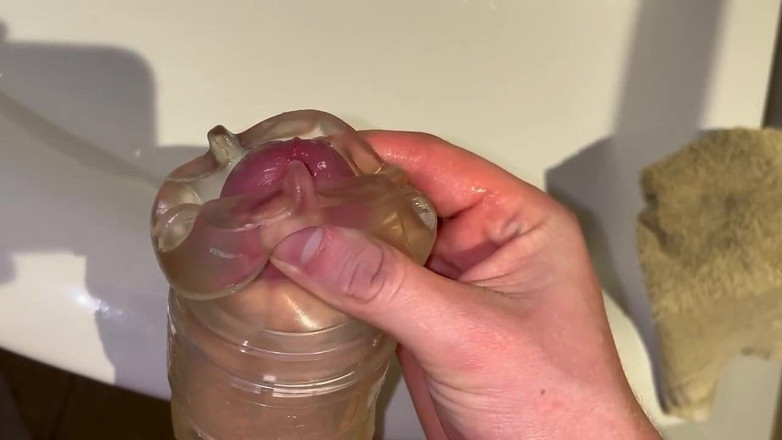 qaz11: Handjob vor kamera-321