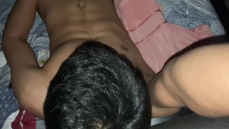 Xooshua (xblue18): 내 사랑, 내 친구가 슬프다, 오늘 밤 그를 데리러 갈 수 있을까?