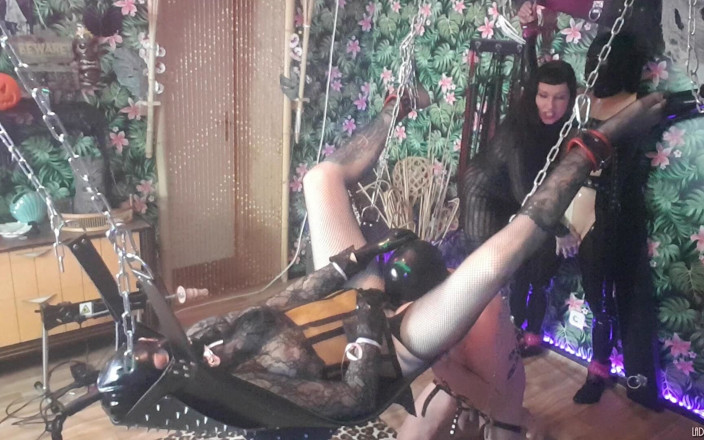 Domina Lady Vampira - SM Studio Femdom Empire: 애널을 맛보기 1 - Lickingslave