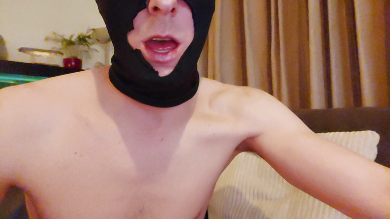 SteveSmokeHolland: Menghisap dildo dan bermain