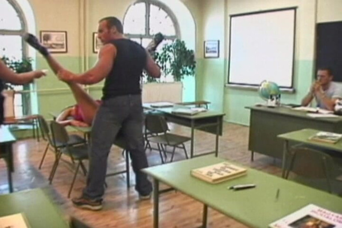 Monde Francais: Blonde French Whore Getting Analized in the Classroom