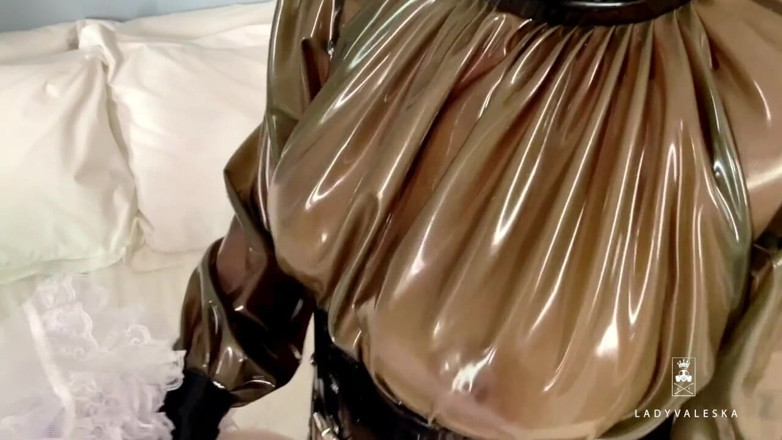 Lady Valeska: 娘娘腔检查员 第2部分：女仆检查
