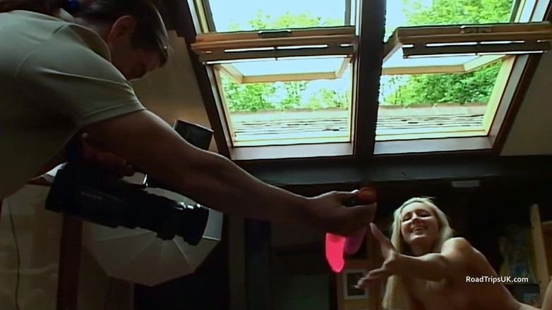 Road Trips UK: Viaje por carretera a ninguna parte: Angel Long y Donna...