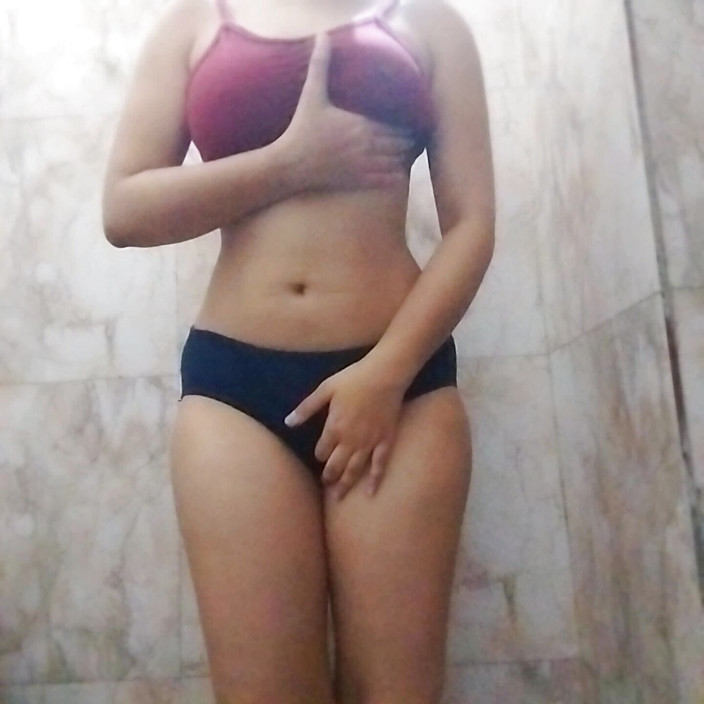 Riyathakur: Naked Desi Teen Ep. 85