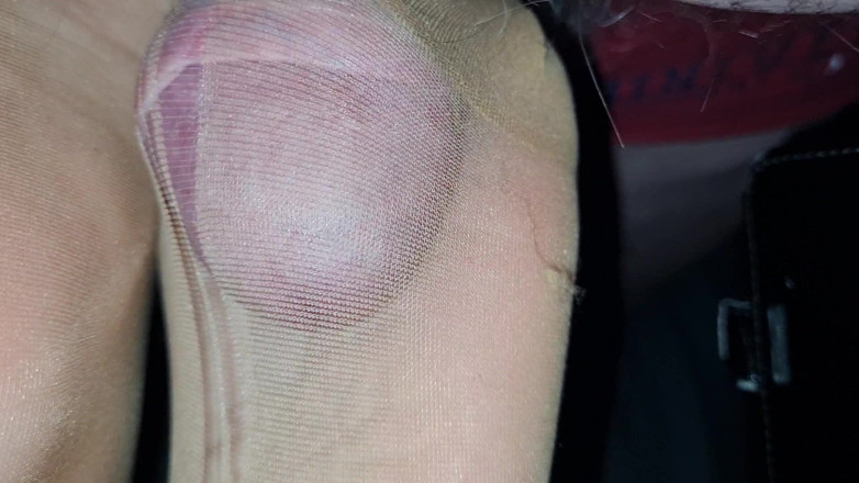 Alter: Trabajando con el pie en medias de nylon