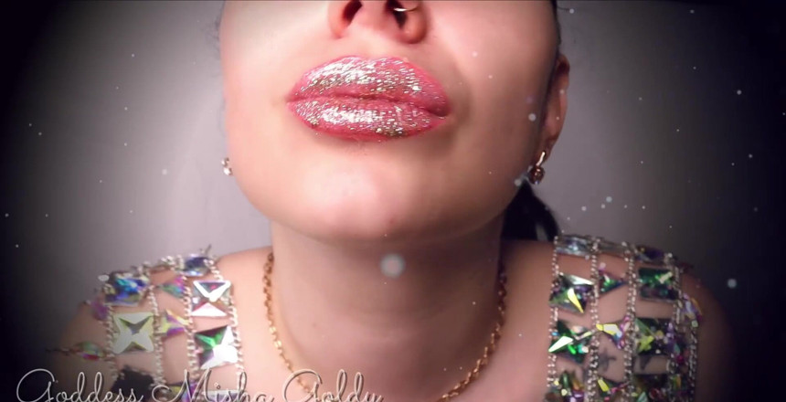 Goddess Misha Goldy: Wie kann jemand nein sagen, um volle große Lippen wie...
