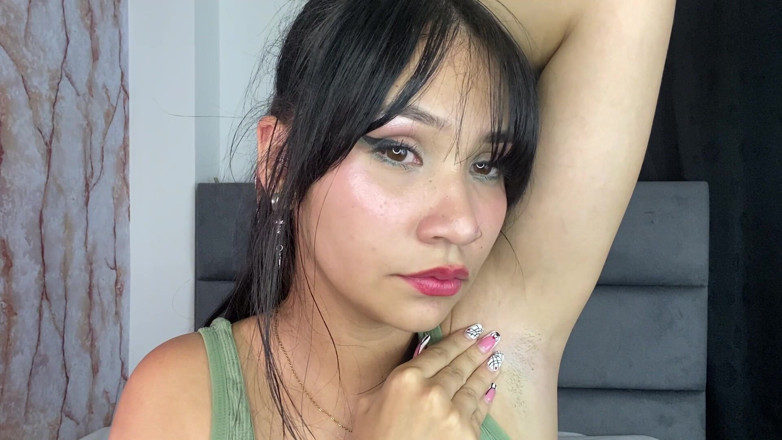 Angellkink: Sniff My Sweaty Pits