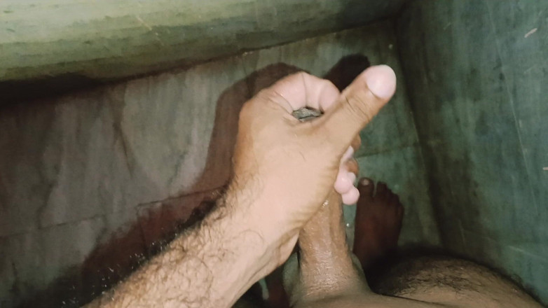 razababu19: Masturbation mit großem schwanz!