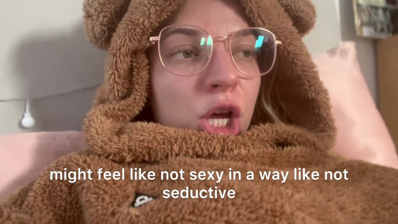 Goddess_Bella_Rae: У каждого мужчины есть одно тайное желание быть страпоном!