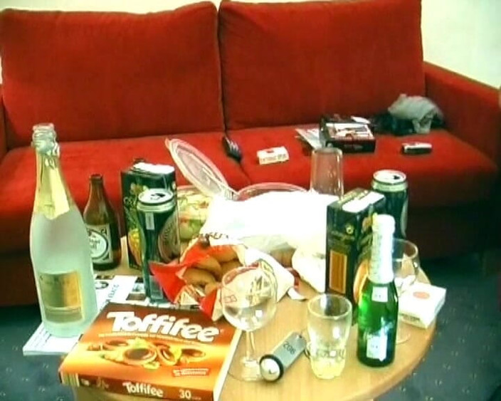 Deutsche Madchen: Cette nana allemande incroyable adore se masturber et sucer une...