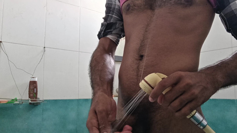 Brijesh 270: Meio-irmão goza muito cedo na boca das irmãs e engole...