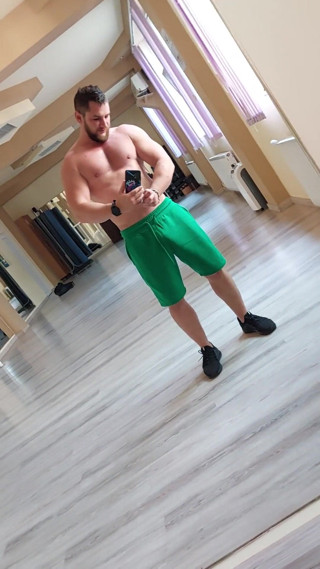 Michael Ragnar: Ficar nua depois da academia