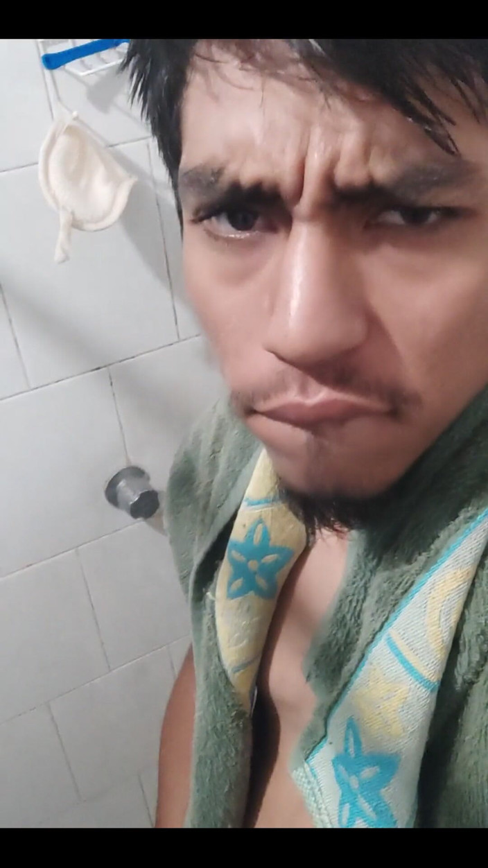 AlexAlejandro13: Sebelum mandi