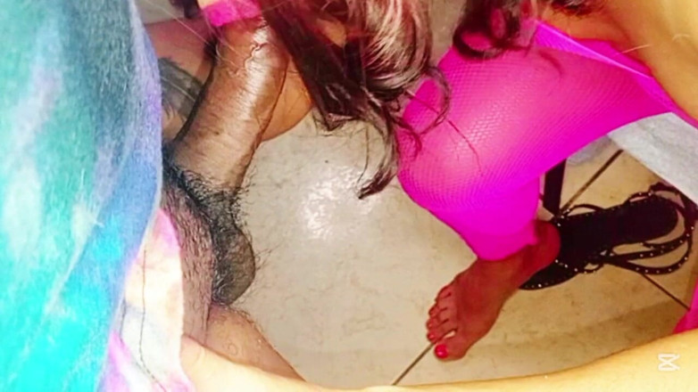 Ladyboy69: Colecție de cele mai bune muie de Beautiful Trans