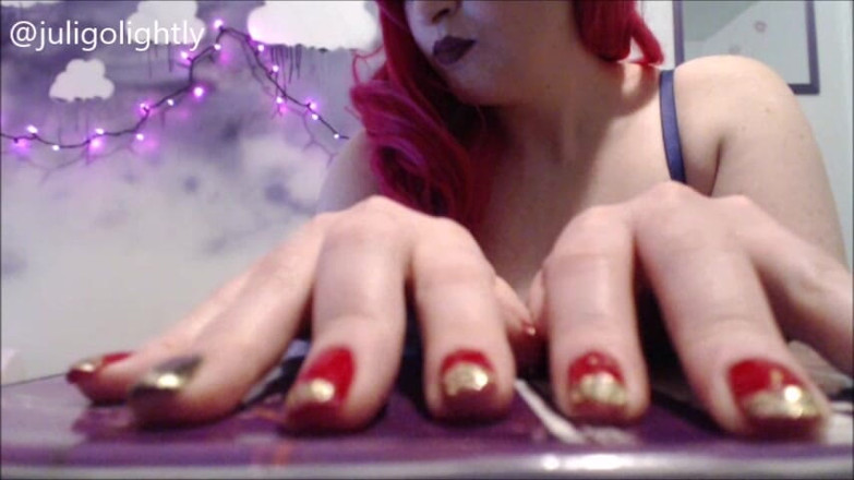 goddessjoules: Giantess Dotykanie paznokci