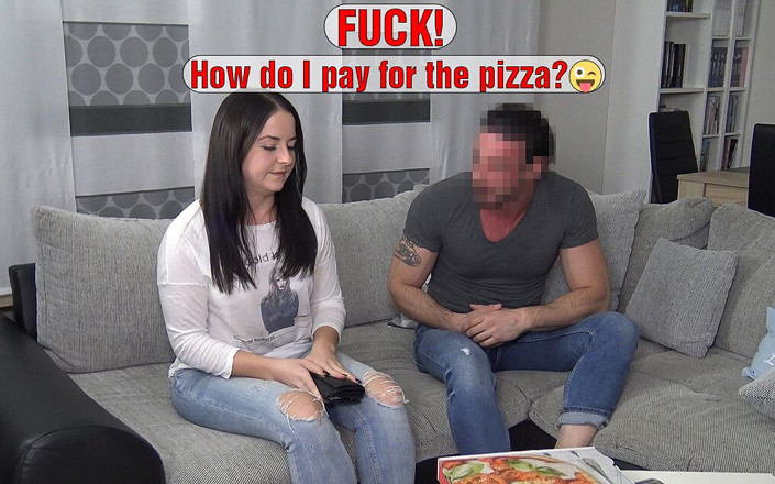 Emma Secret: Fuck! Làm thế nào để thanh toán cho Pizza?