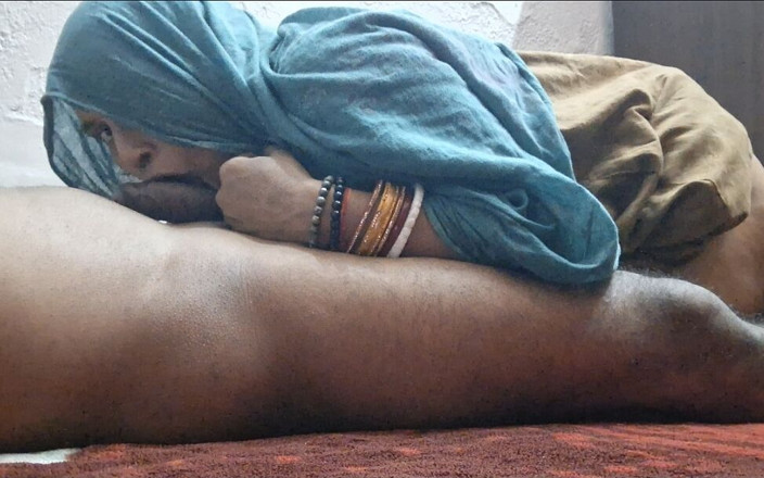 Busty Banuu: La plantureuse Banuu, une femme excitée baise avec son beau-père...