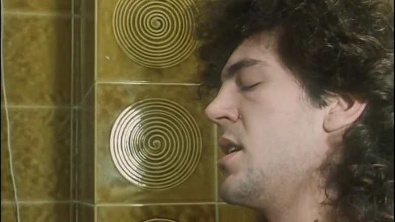 XTime Vod: Vintage cuarteto chupando polla peludo coño follando con Moana Pozzi