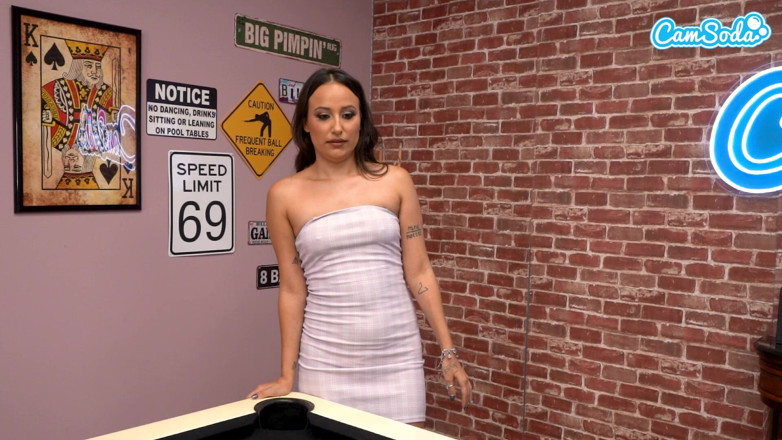 CamSoda: Petite Latina Switches the Cue with a BBC and Gets...