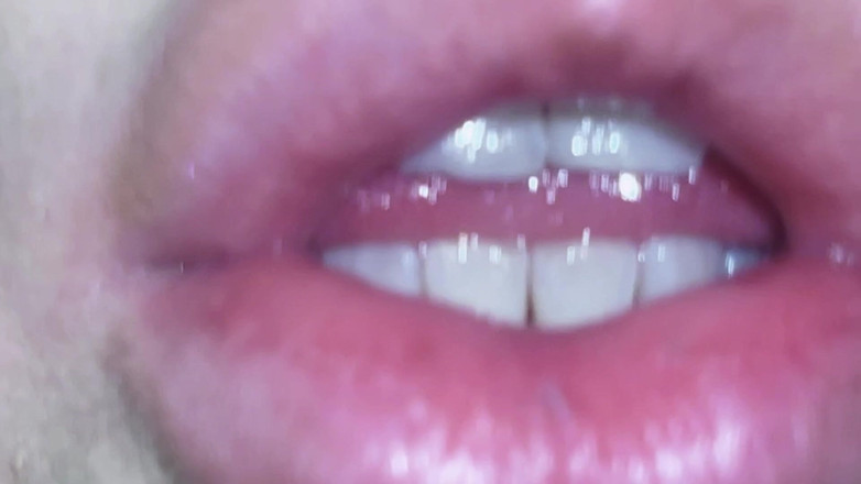 Sultry Silvea: Sultry Silvea Eye i Uvula Fetish