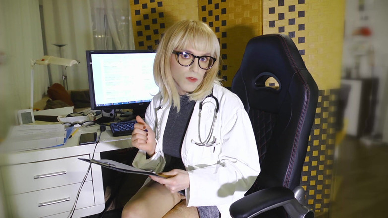 TV_Helena: Consultazione delle ore con la trans Doc Helena! Mettiamo alla...