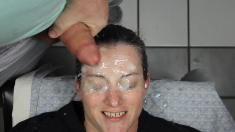 Dirty Dees: India sucia ama tratamientos faciales