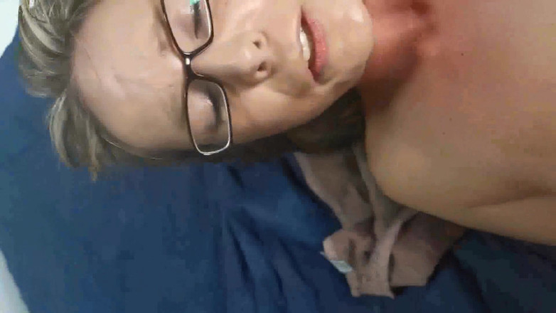 Marky_and_Lexie: Viene scopata duro e profondo