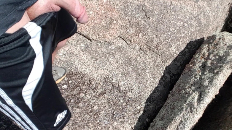 Lapetus: Nalévání chcaní po celých šortkách na výletě