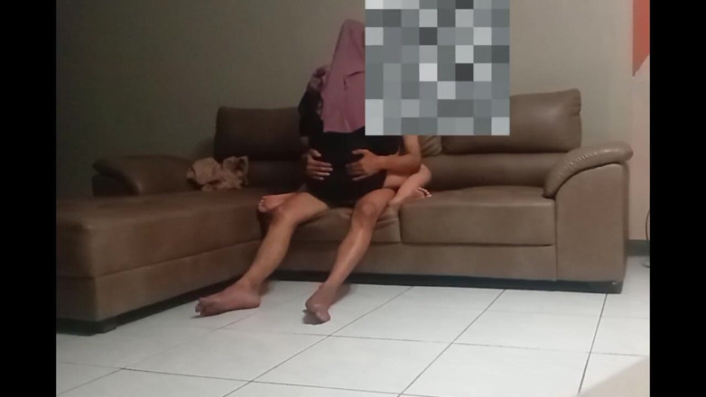 Famly sex: Сводный брат снова играет дома