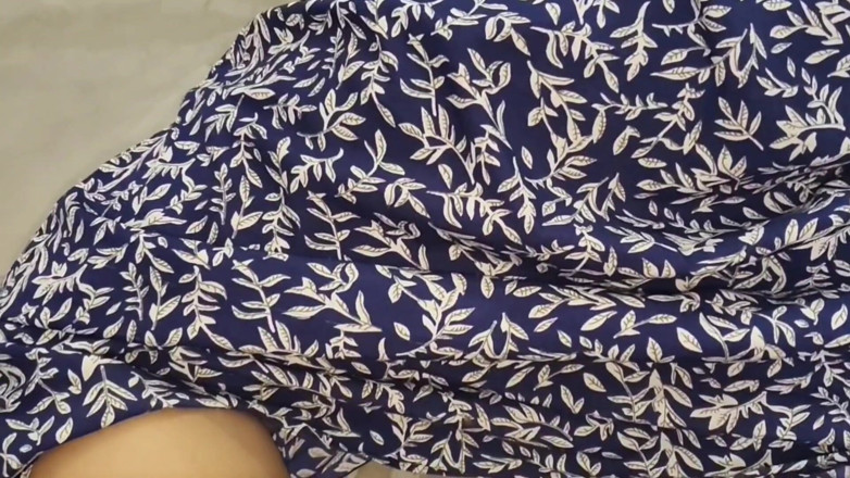 Niharika Thakur: Жіноча Покоївка Вперше Відтрахала Тугу Пизду Власника Будинку Вночі