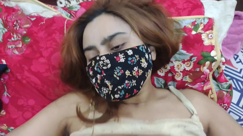 Sairaxsaim: Класть соль в киску Baji под каким-то предлогом