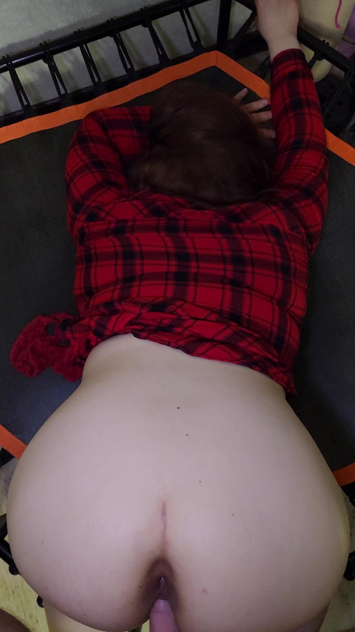 Peach Desert: Sesso con una miLF formosa dai capelli rossi e un...