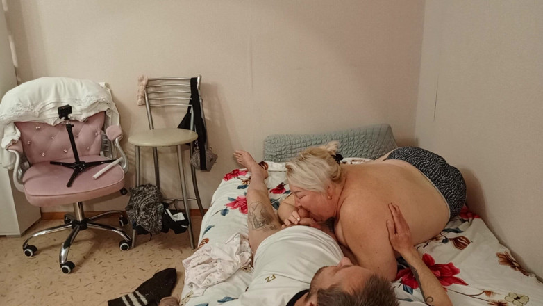 Zona901: La matinée du voisin a commencé par une pipe profonde...