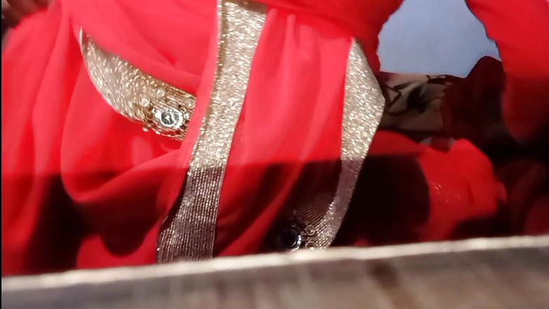 Rakul008: Sunita Bhabhi la scopa perfetta. Sunita bhabhi si è goduta tutta...