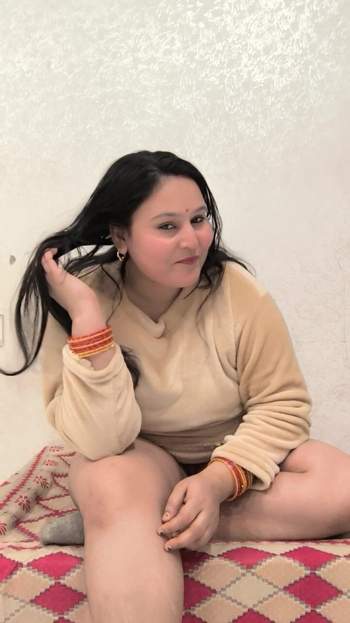 Desi chudai hub: Глибоко пестить пизду