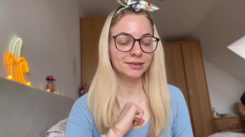 Goddess_Bella_Rae: Cum să-i spui despre dimensiunea ta micro!