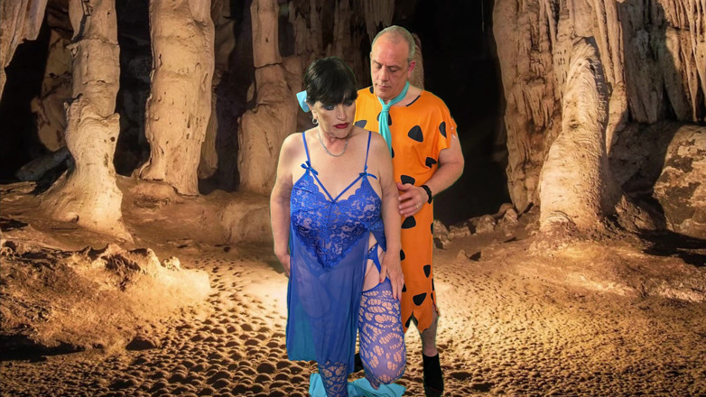 Carmen Angel: The flintstones: nenek betty rubble lagi asik masturbasi, nyepong dan...