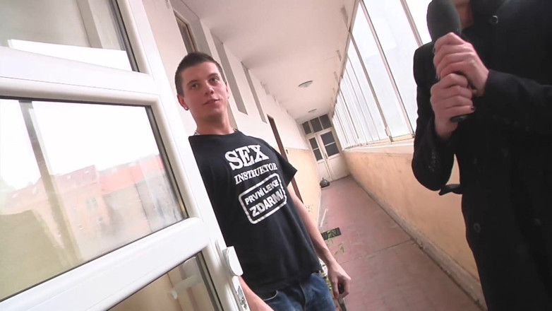 German amateur - 100% German hardcore videos: Vynikající teenagerka je ošukaná jejím přítelem na castingu