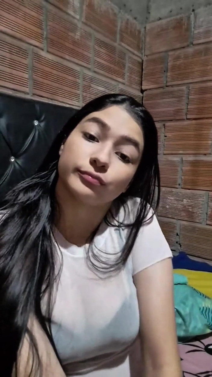 Yulieth Gomez: , Yulieth implora por garganta profunda depois que Ravenous pisou...