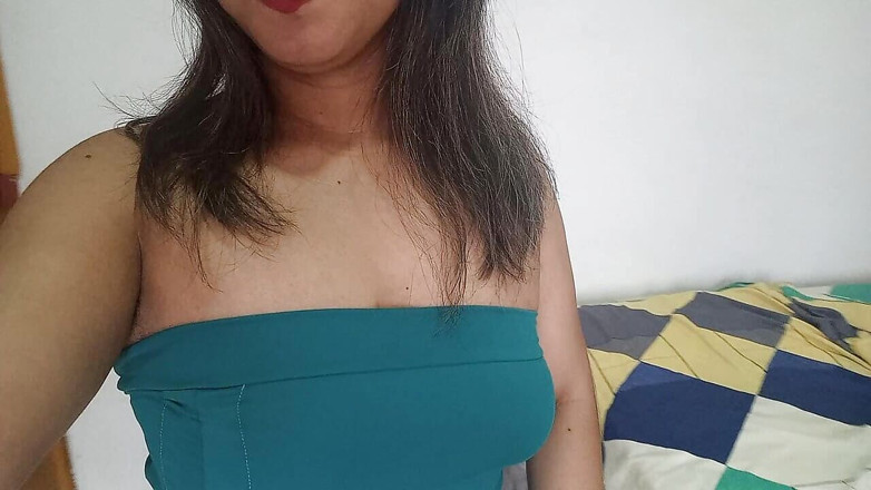 PATY PATY: Wie stehen Latinas? Ich lade sie ein, dieses heiße Video...