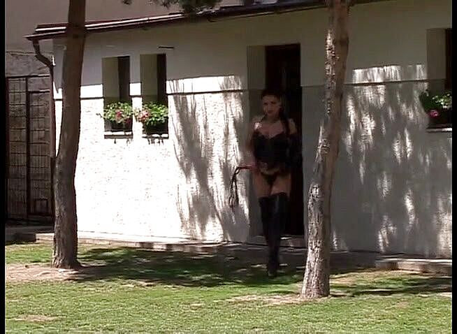 Fetish Desire: Heiße herrin in leder hat ihren sklaven zum ficken