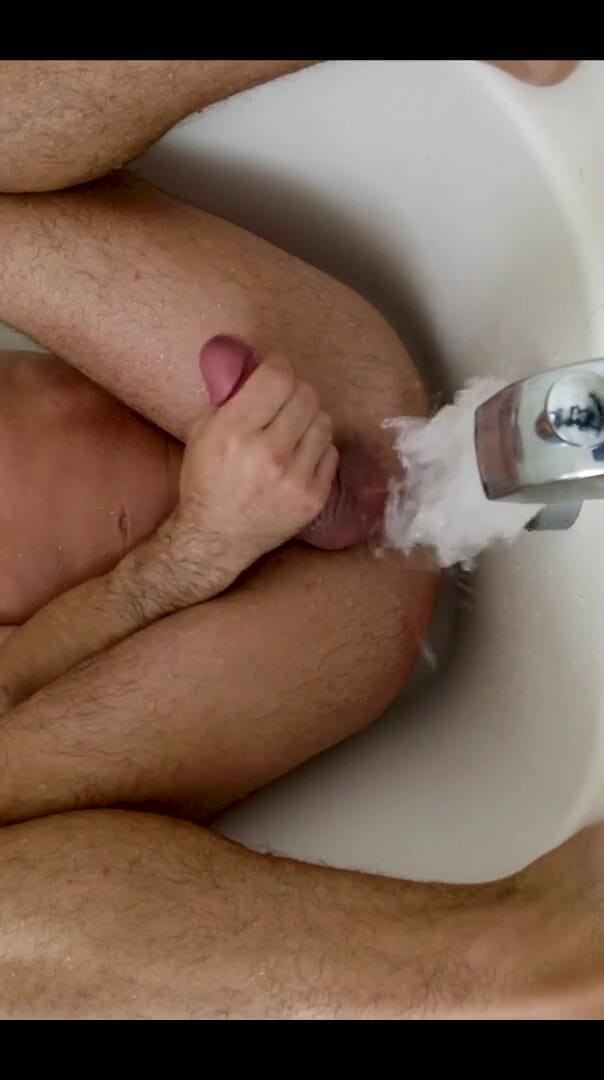 Reese Rideout: Bak mandi Jackoff