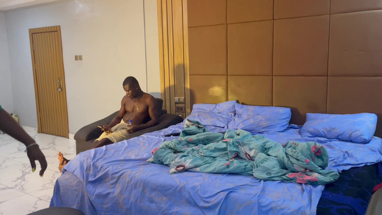 Sex naija 1: Mon femme de ménage a dit de m’utiliser avec un...