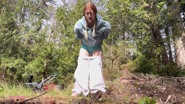 Destination Kat: April 2026 Pee Comp