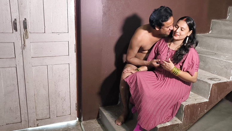 Desi chudai hub: La matrigna scopa con il figlio milf arrapata