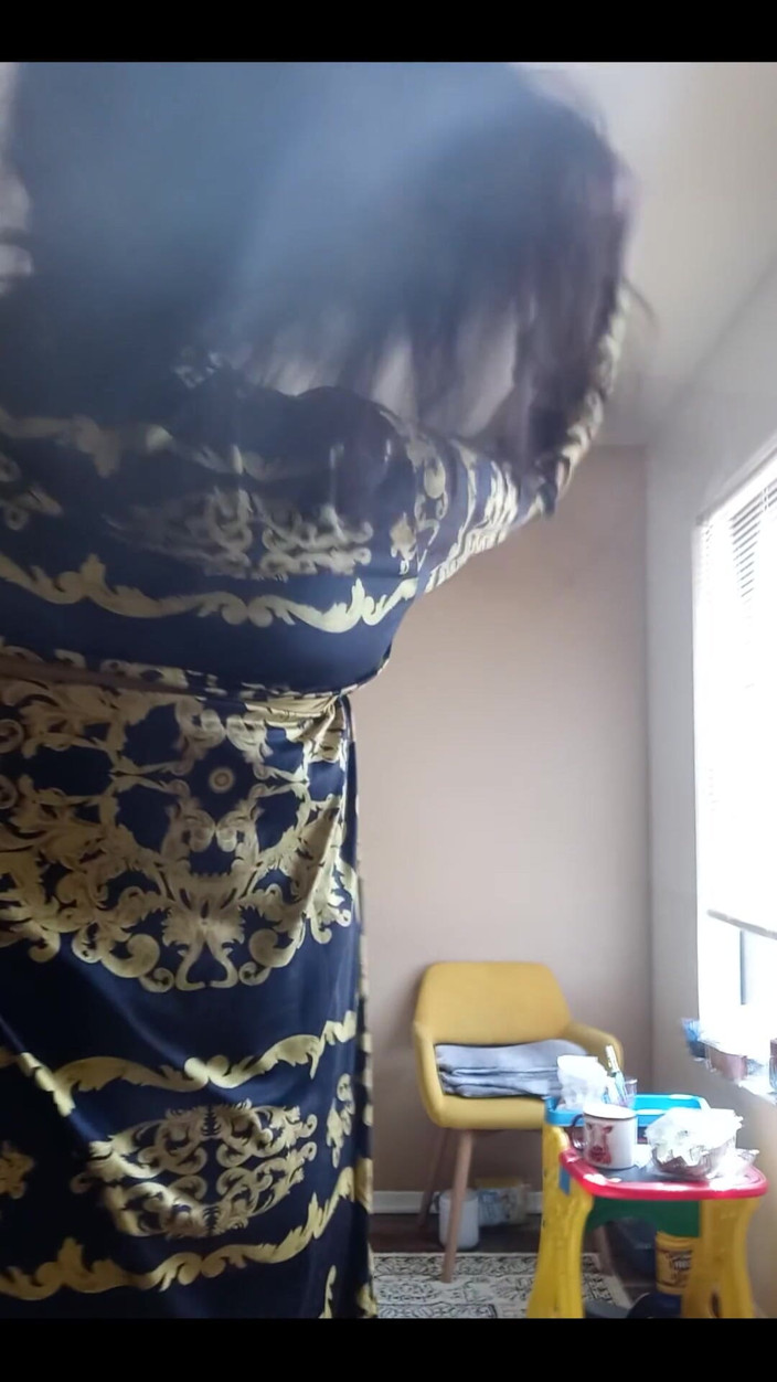 DeesDeepThroat: Alleen thuis