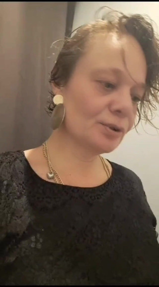 Sofy13: Sfida una giornata al lavoro senza mutandine